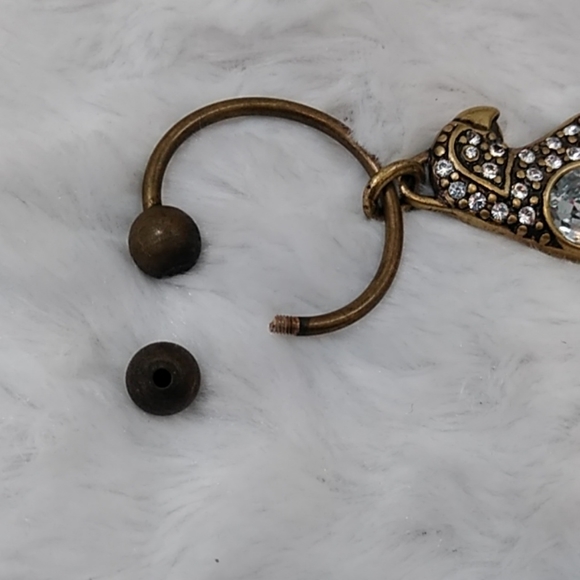 3/$15 Chico's 2010 Keychain - Picture 4 of 6